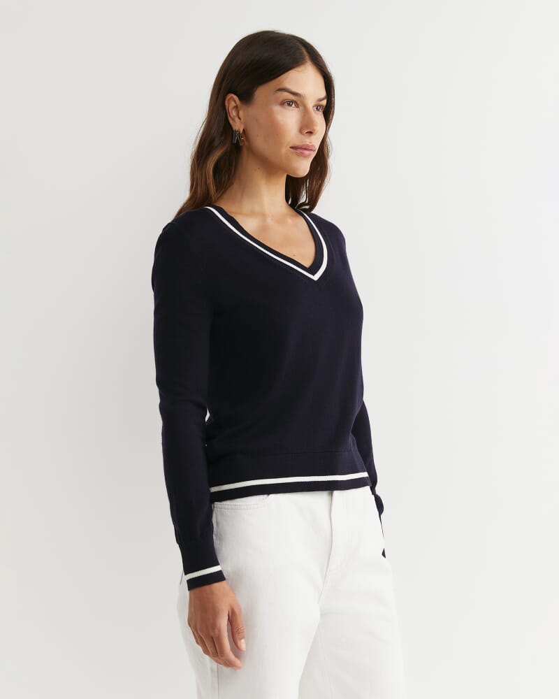 Francis Merino V-Neck Knit in NAVY