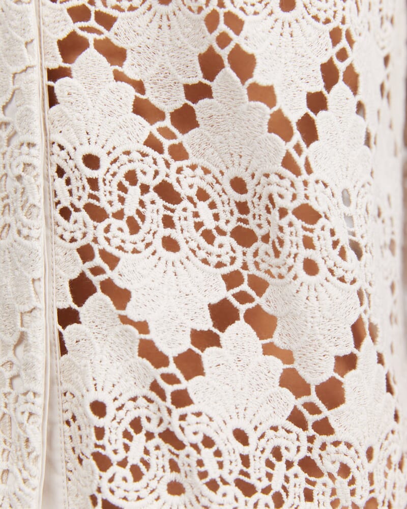 Ariana Lace Cropped Shirt in CHALK