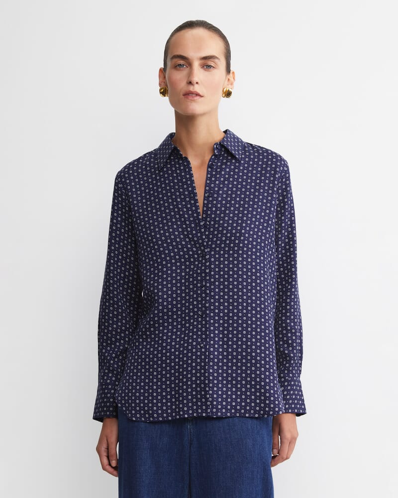 Geo Long Sleeve Shirt in NAVY/WHITE