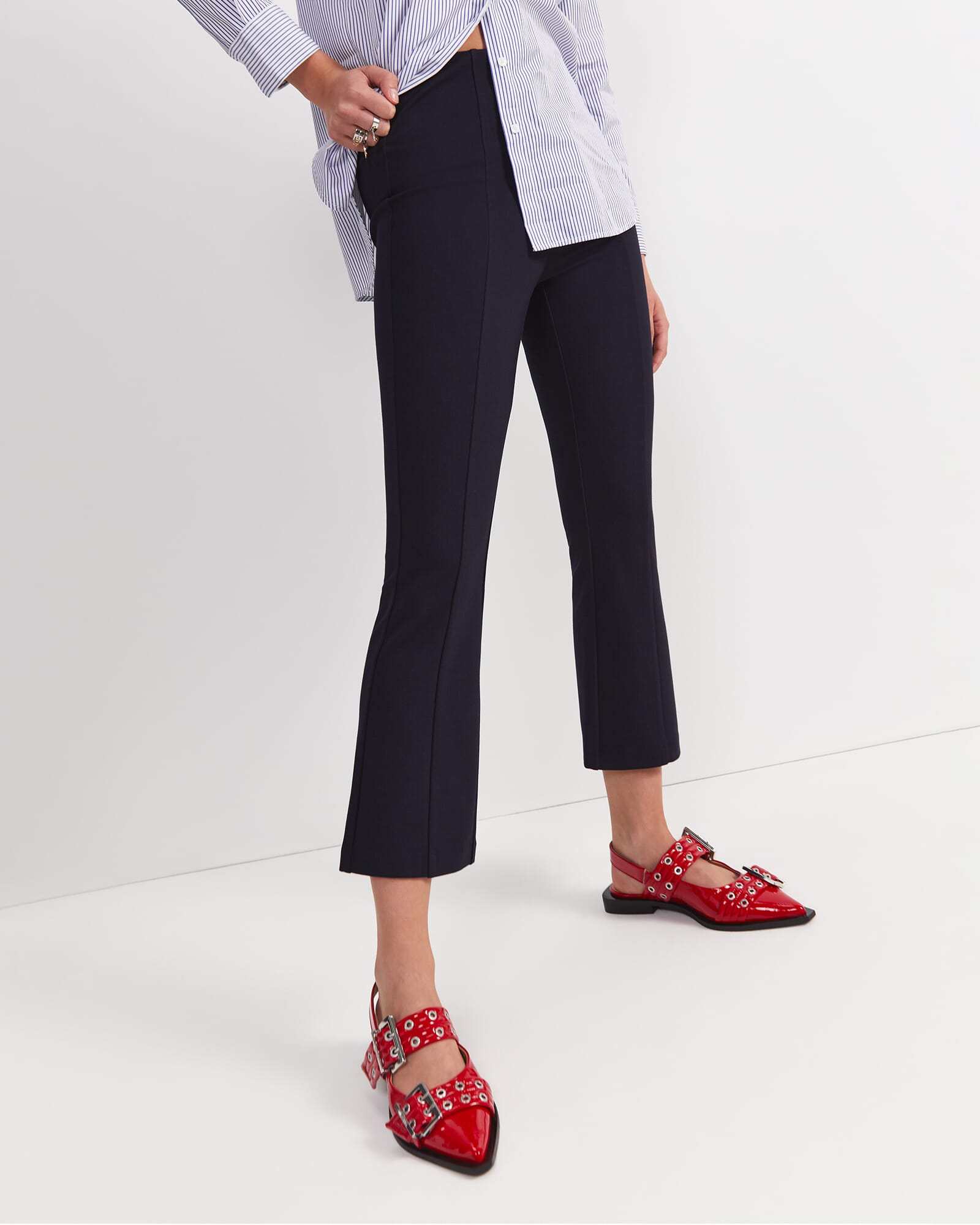 Polly Ponte Crop Flare