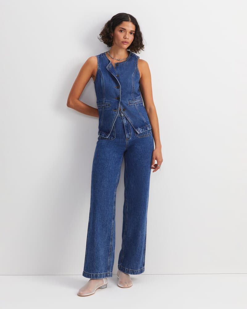 Allegra Patch Pocket Jean in MID WASH
