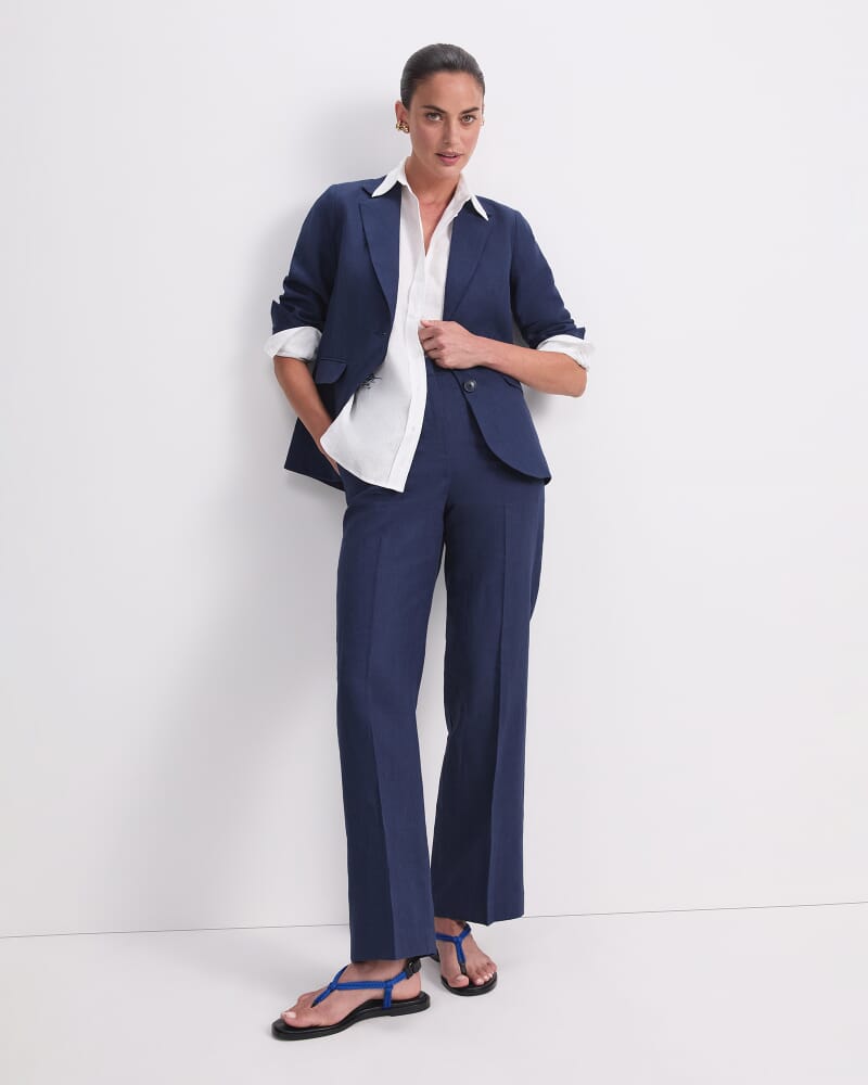 Freya Short Linen Blazer in NAVY