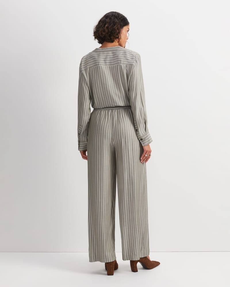 Solene Yarn-Dyed Pleat Pant in KHAKI/WHITE