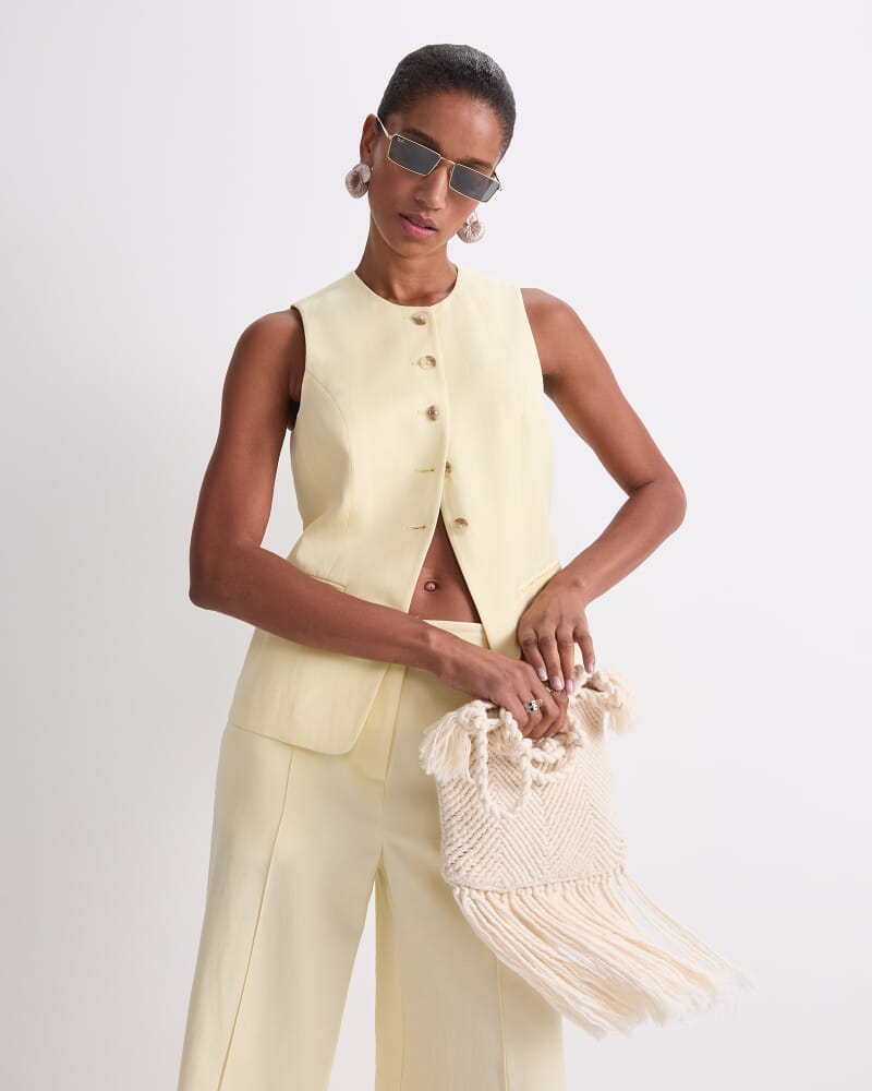 Valerie Vest in LEMON