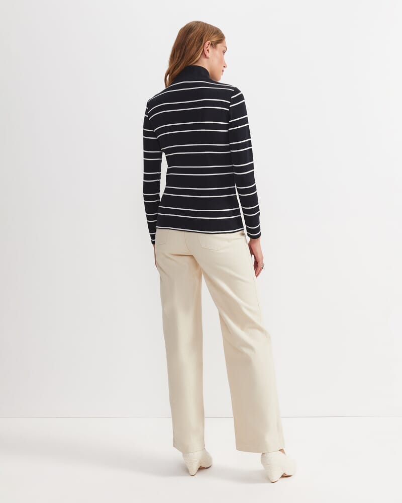 Lucy Zip Funnel Neck Top in BLACK/WHITE