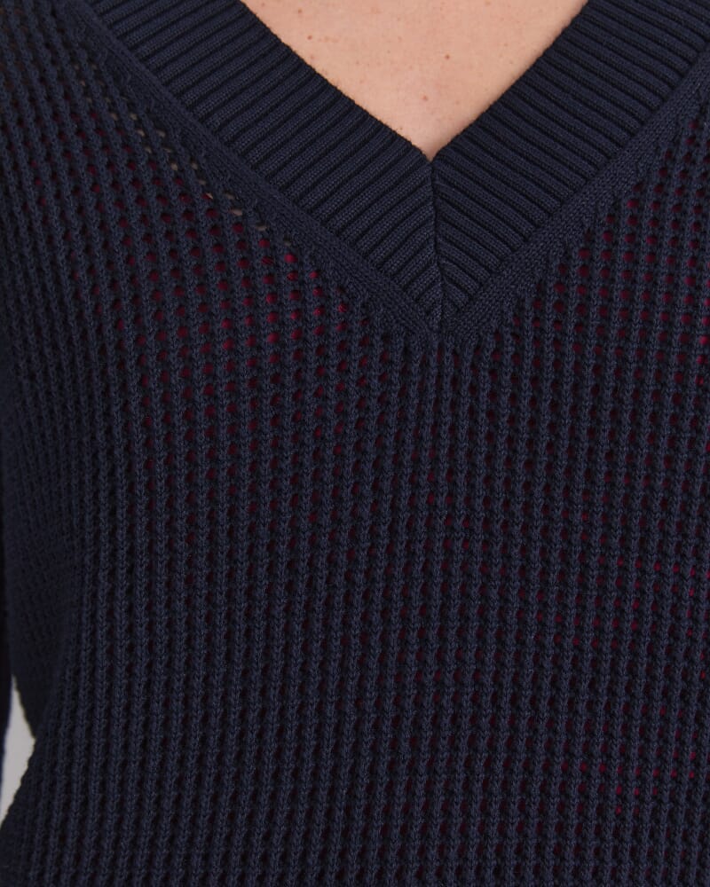 Cotton Crochet V-Neck Knit in NAVY