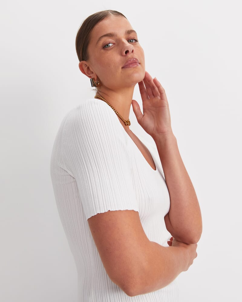 Scoop Neck Knit in OFF WHITE