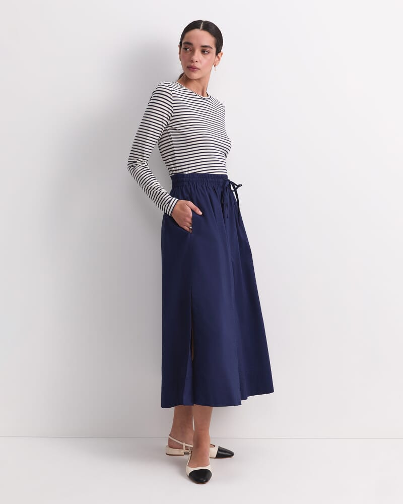 Tessa Midi Skirt in NAVY