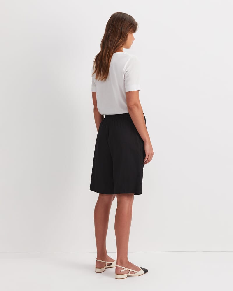 Rosa Elasticated Short in BLACK