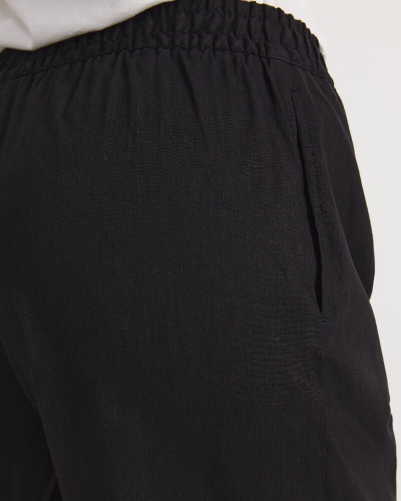Rosa Elasticated Short in BLACK