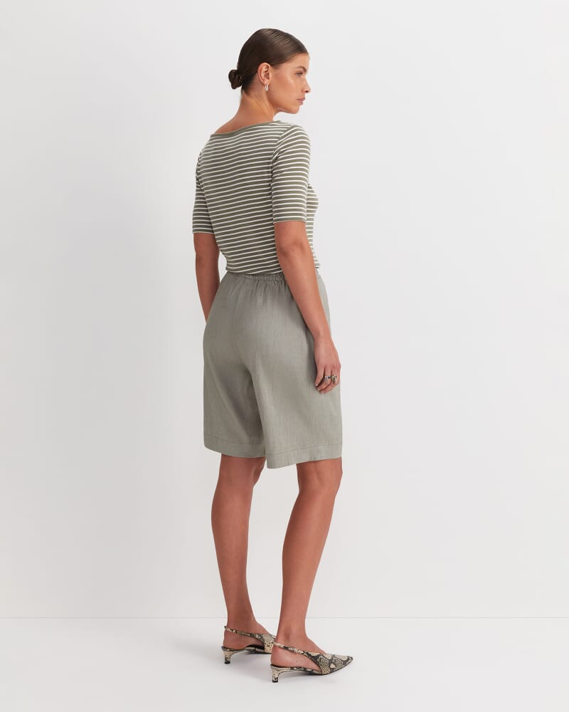 Rosa Elasticated Short in SOFT KHAKI
