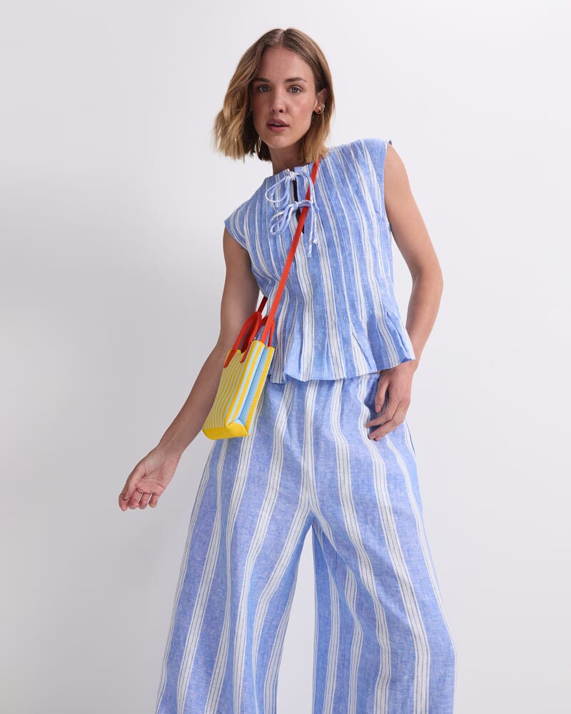 Ariana Pintuck Linen Blouse in BLUE/WHITE