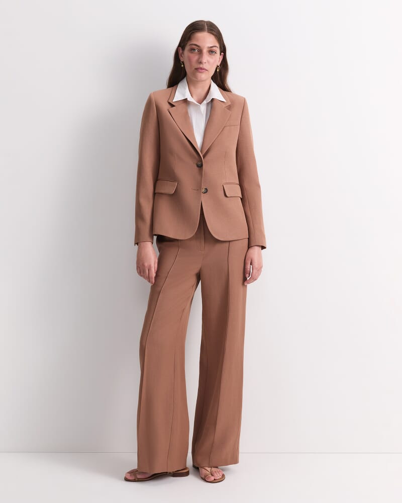 Valerie Fitted Blazer in MOCHA