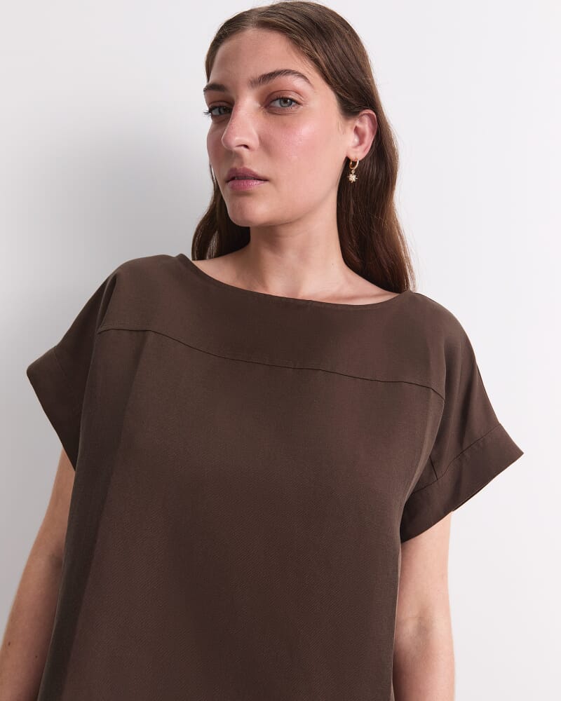 Vallerina Popover Top in CHOCOLATE