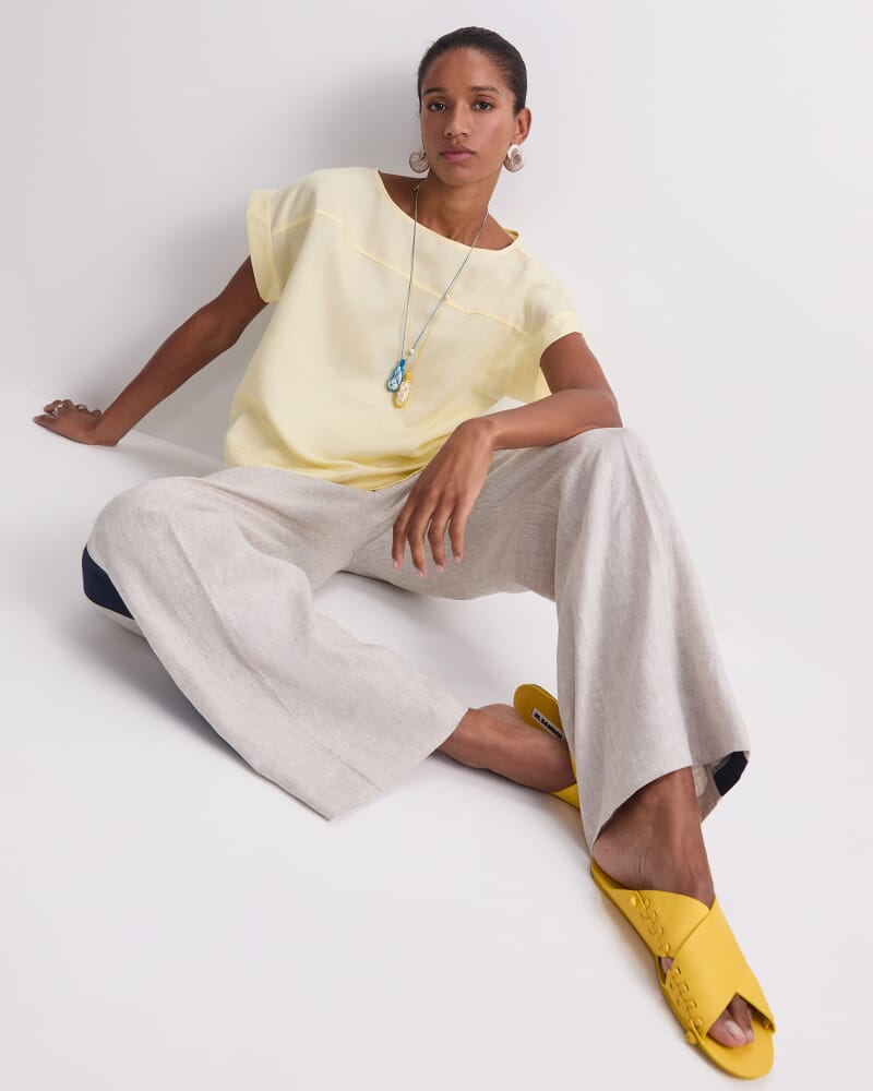 Vallerina Popover Top in LEMON