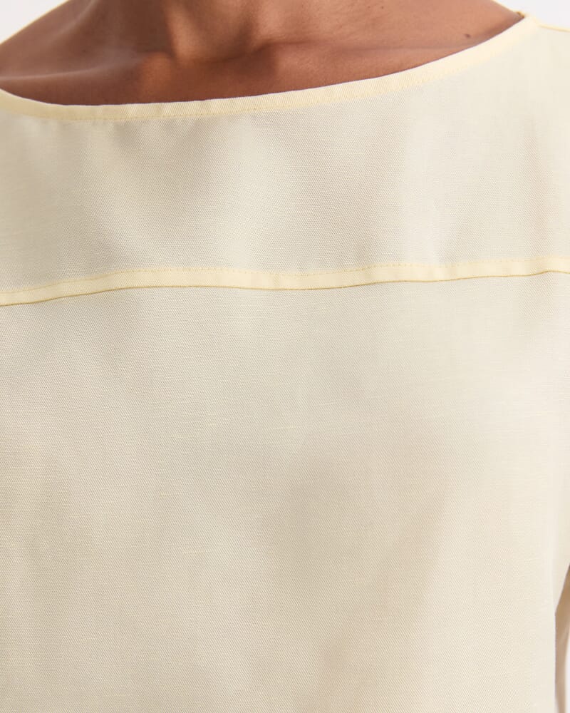 Vallerina Popover Top in LEMON