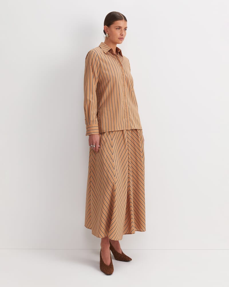 Gina Stripe Shirt in TAN/WHITE