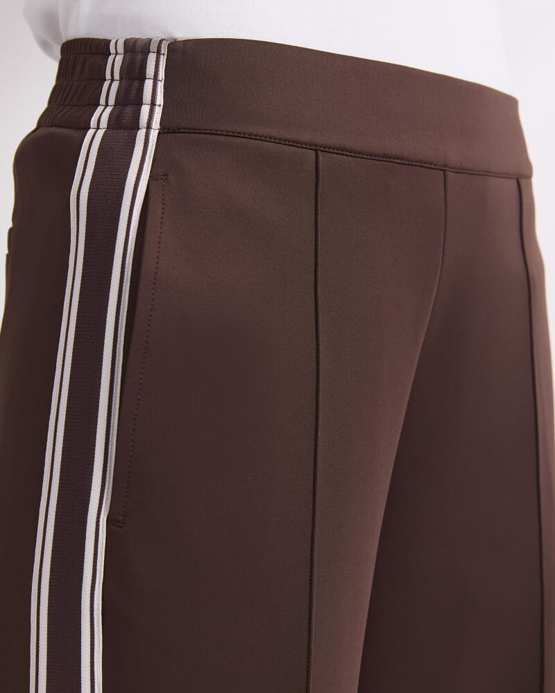 Lina Trackpant in CHOCOLATE