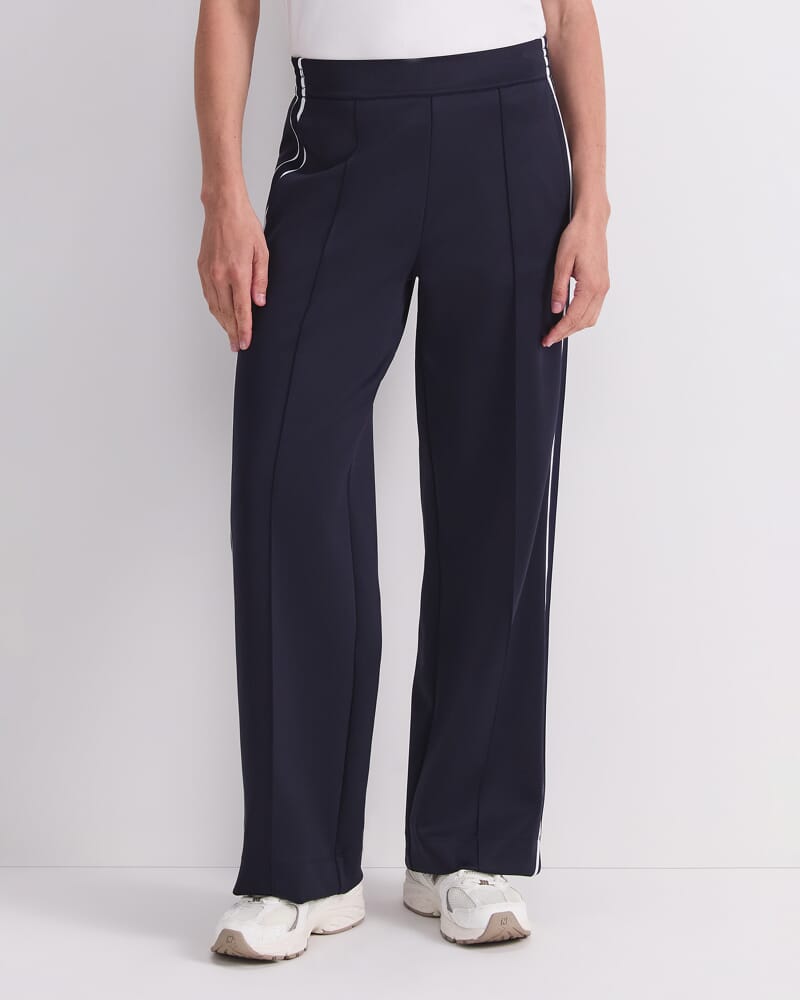 Audrey Crop Check Trench in NAVY