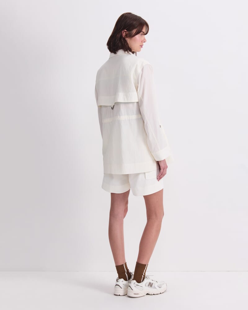 Sal Pocket Windcheater in CREME