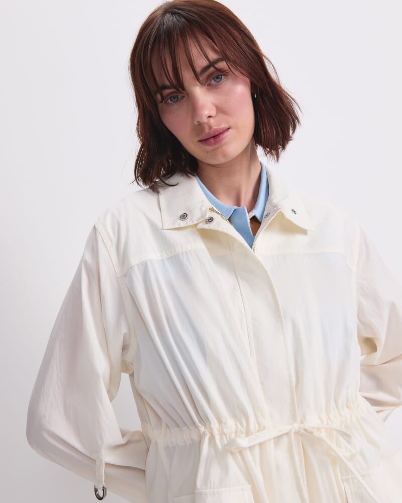 Sal Pocket Windcheater in CREME