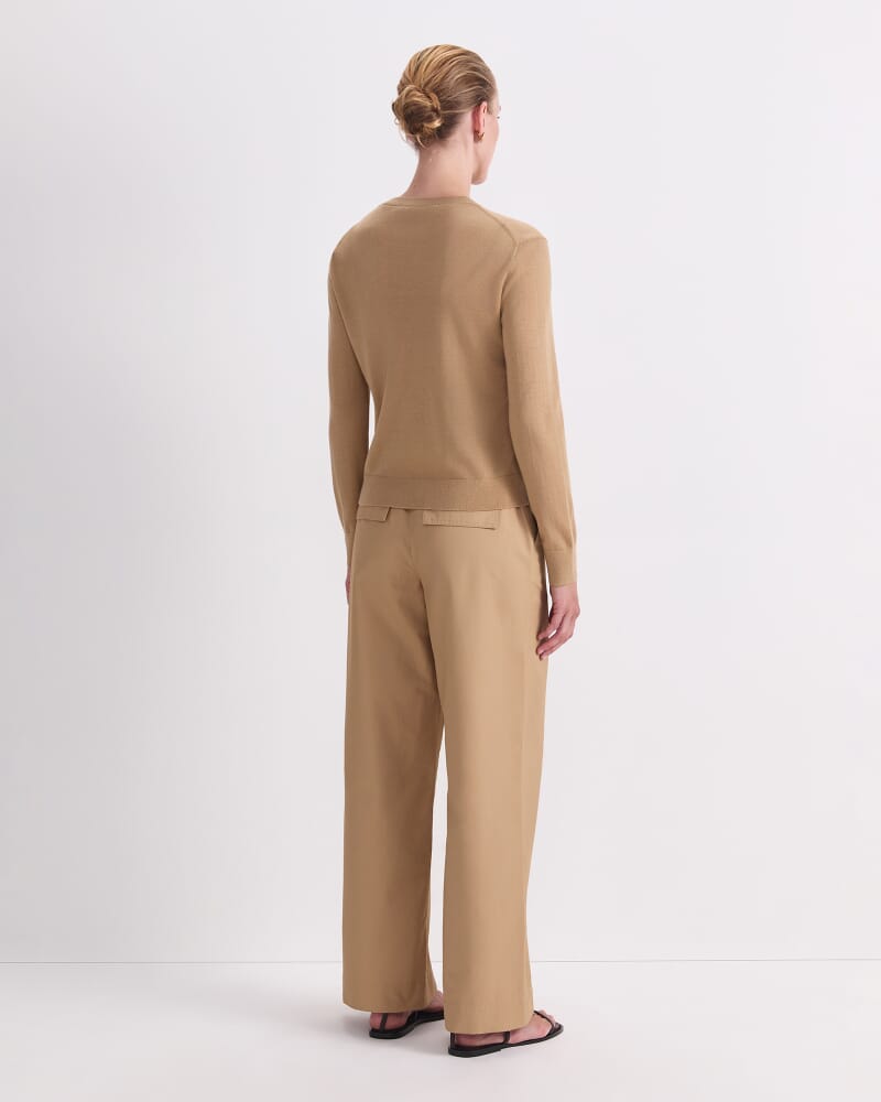 Francis Crew Sweater in PEBBLE