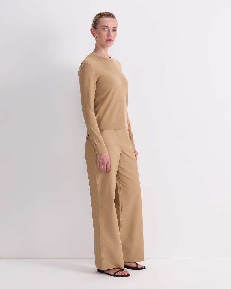 Francis Crew Sweater in PEBBLE