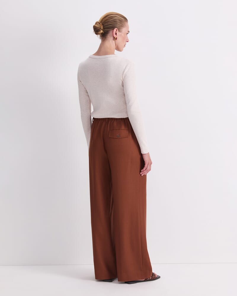 Wren Pleat Pant in CIGAR
