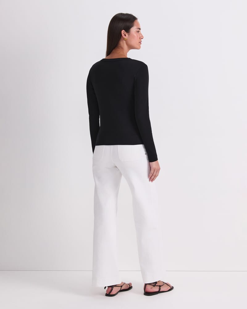 Heidi Long Sleeve Crew Neck in BLACK