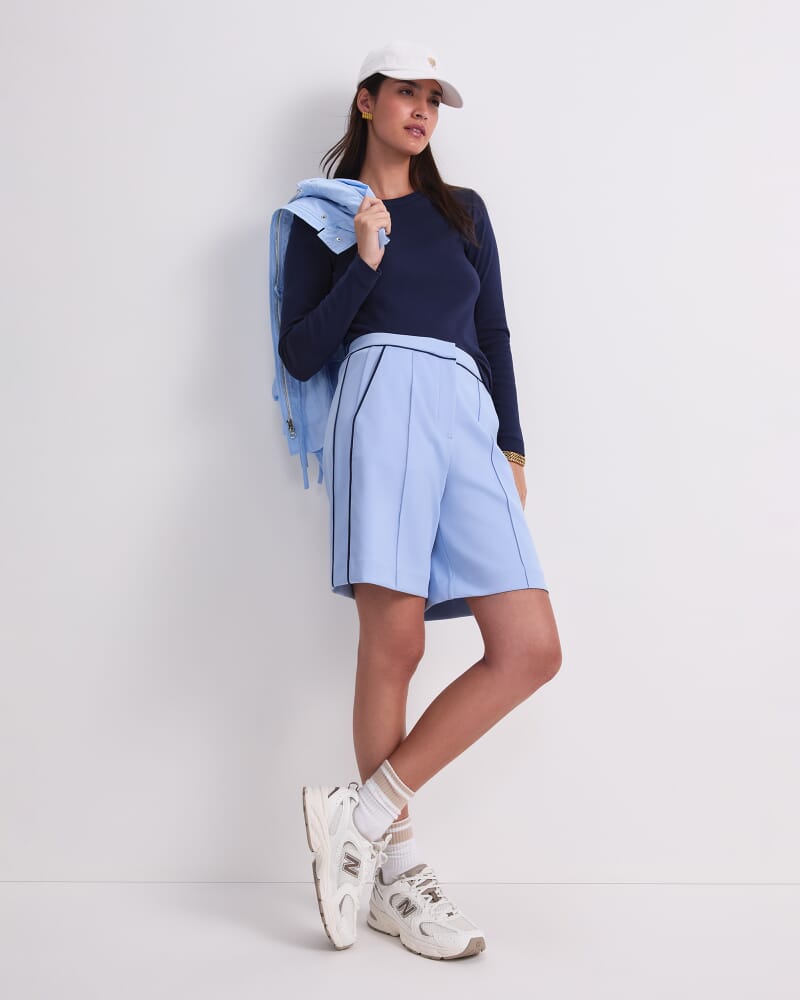 Heidi Long Sleeve Crew Neck in NAVY