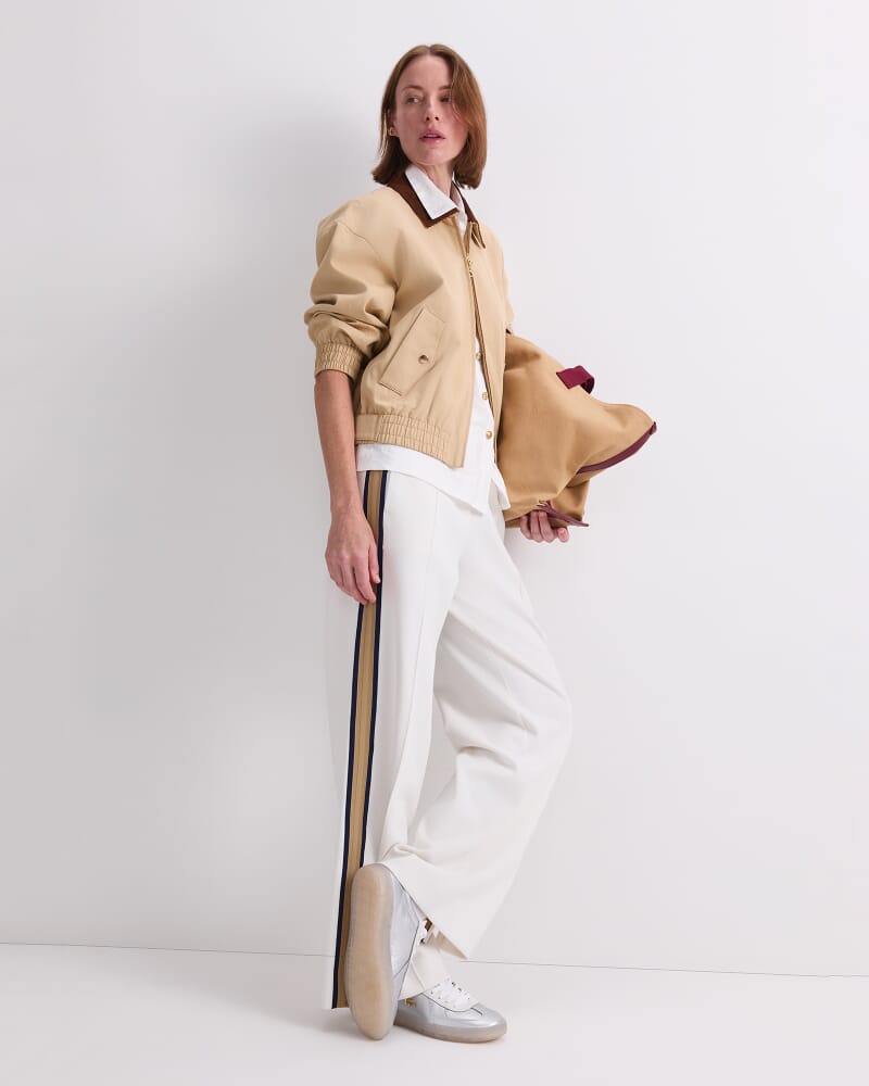 Tate Bomber in PEBBLE