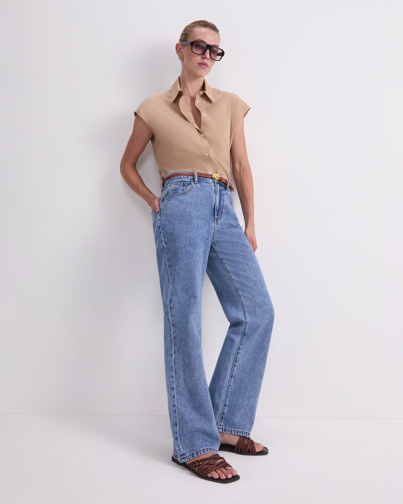 Simmi Straight Leg Jean in MID BLUE