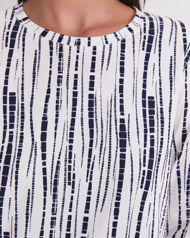 Painted Stripe Half Sleeve Tee in WHITE/NAVY