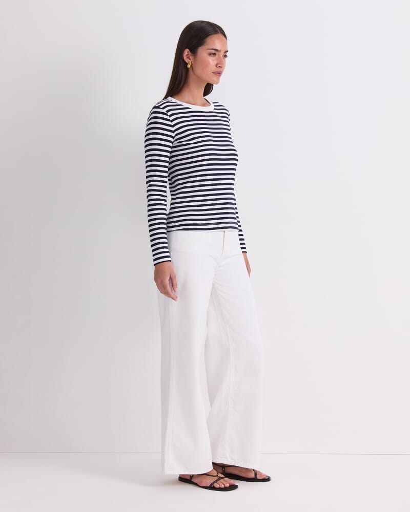 Heidi Long Sleeve Crew Neck in WHITE/NAVY