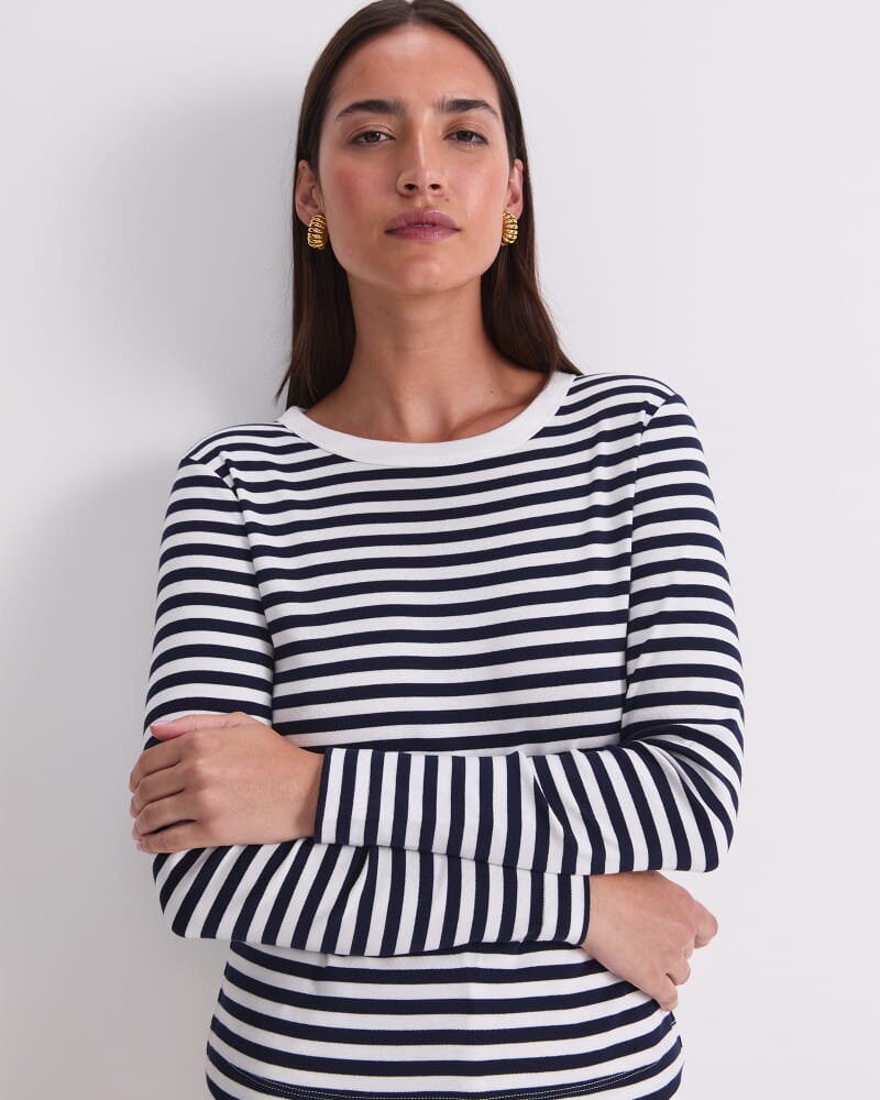 Heidi Long Sleeve Crew Neck in WHITE/NAVY