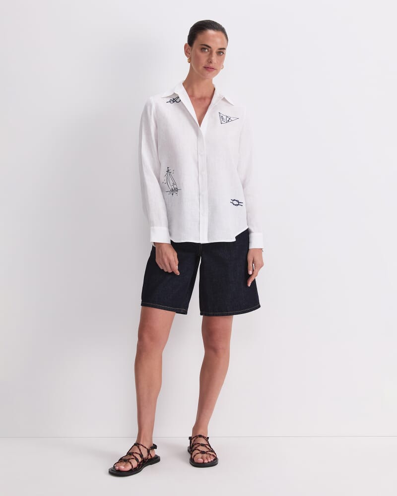 Ariana Embroidered Shirt in WHITE/NAVY