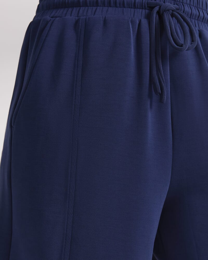 Kayla Track Short in NAVY