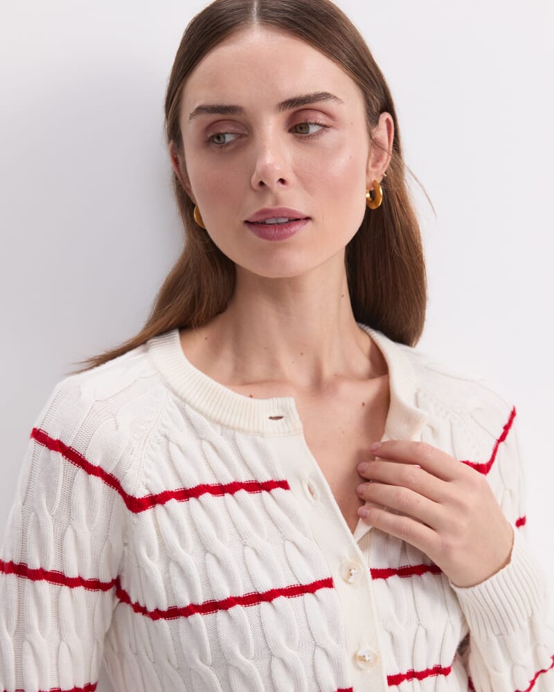 Merino Cable Cardigan in WHITE/RED