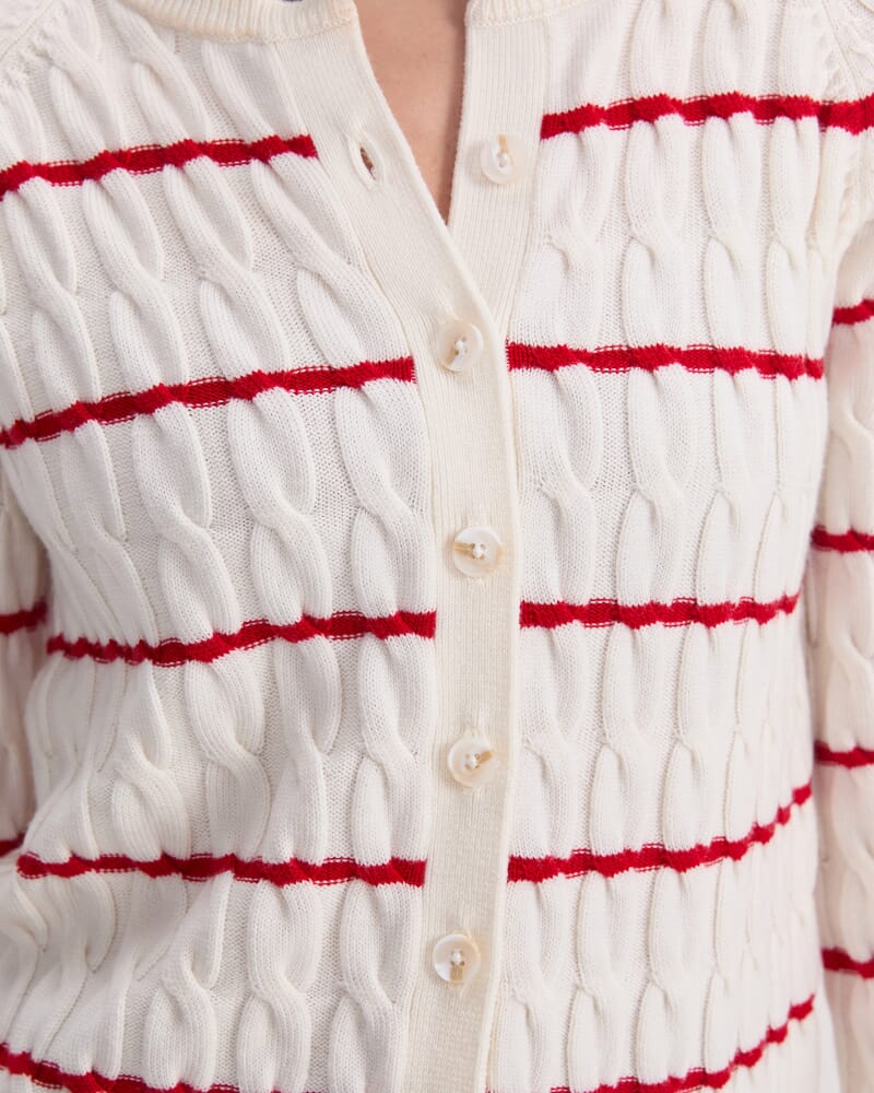 Merino Cable Cardigan in WHITE/RED