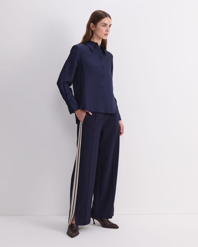 Mira Silk Blouse in NAVY
