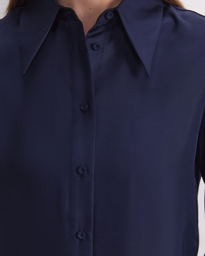 Mira Silk Blouse in NAVY