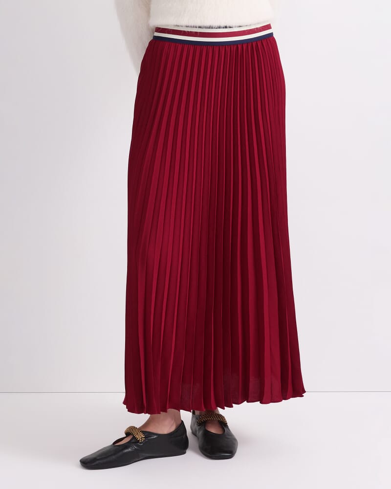 Sunray Pleated Skirt in WINE