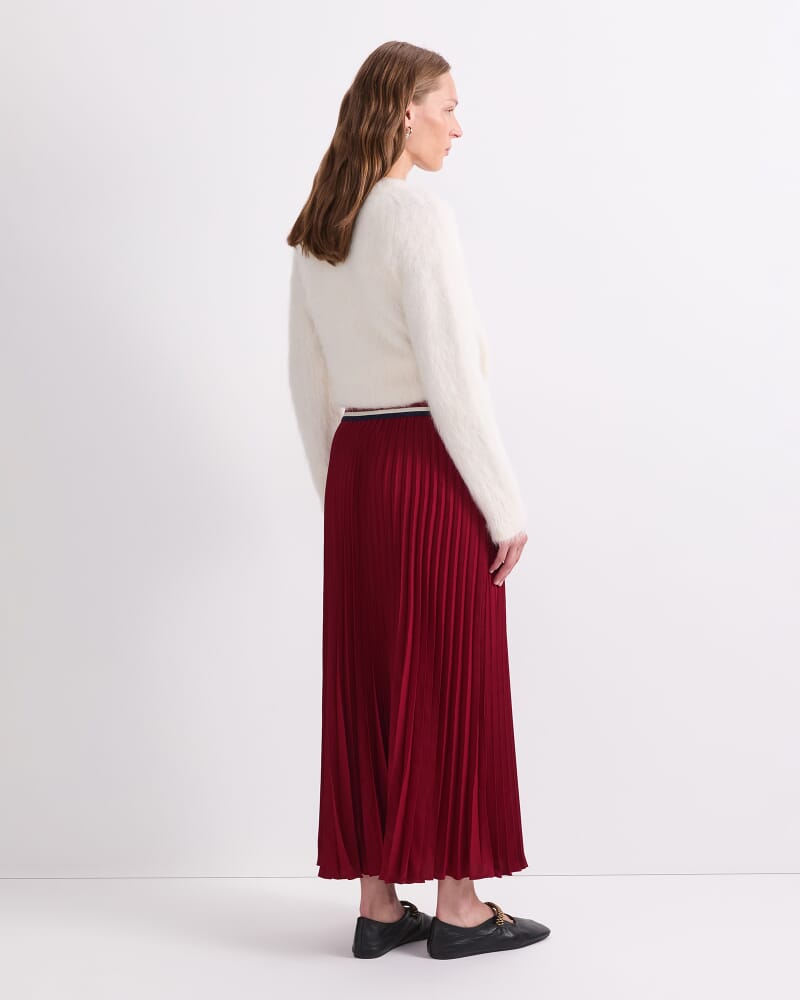 Sunray Pleated Skirt in WINE