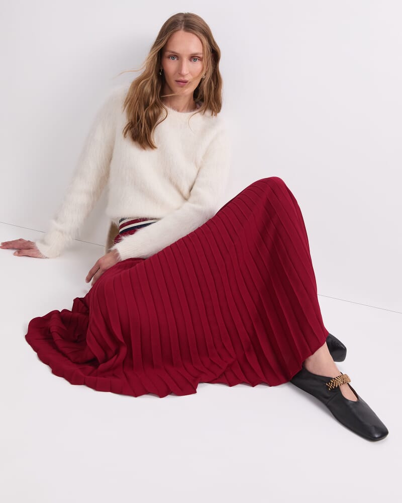 Sunray Pleated Skirt in WINE