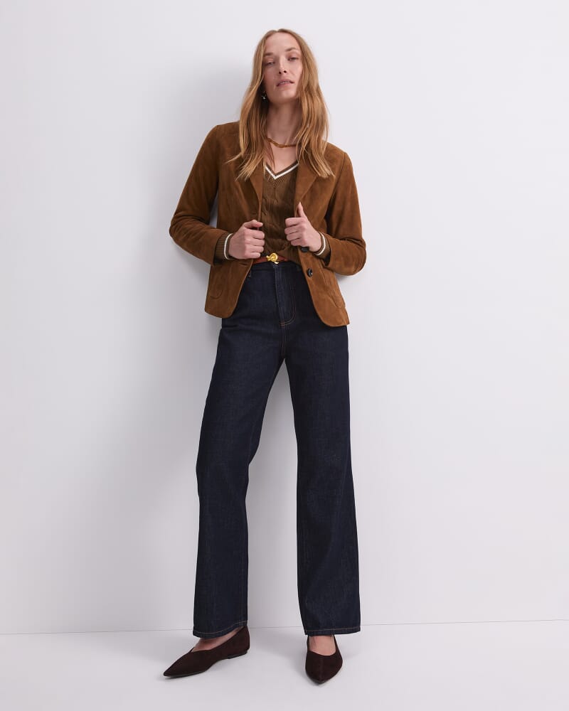 Merino Cable V-Neck Sweater in TOBACCO