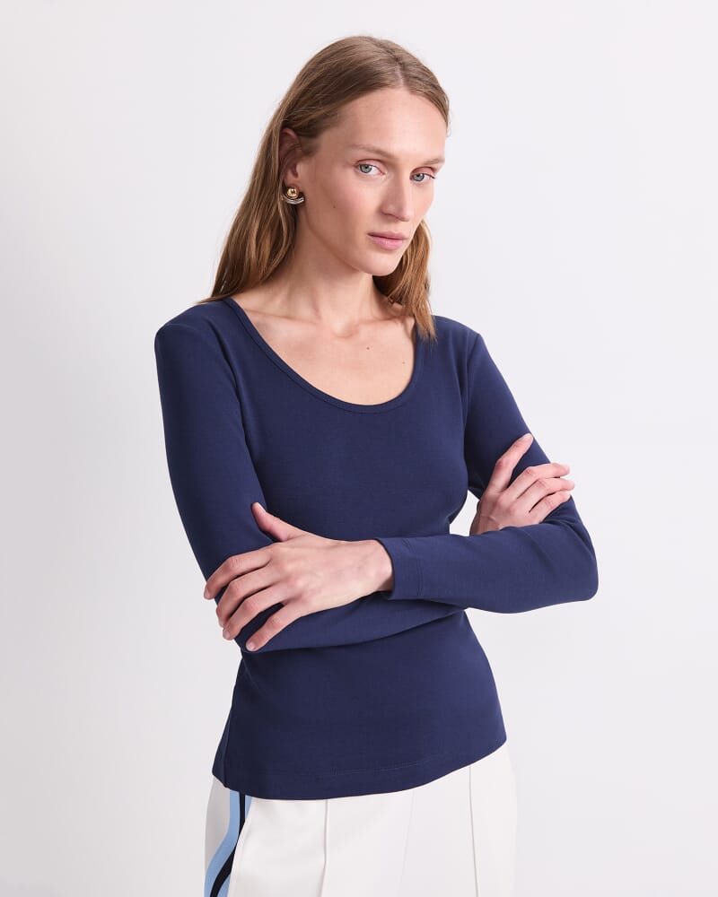 Heidi Scoop Neck Top in NAVY