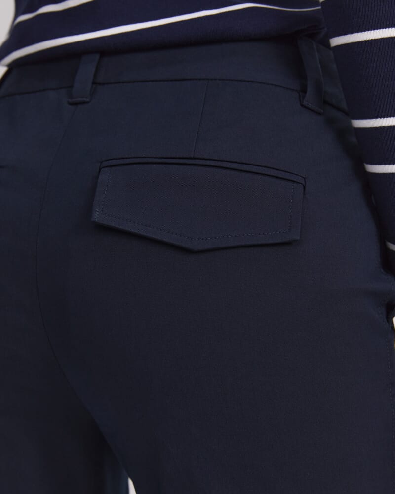 Evie Kick Flare Pant in NAVY