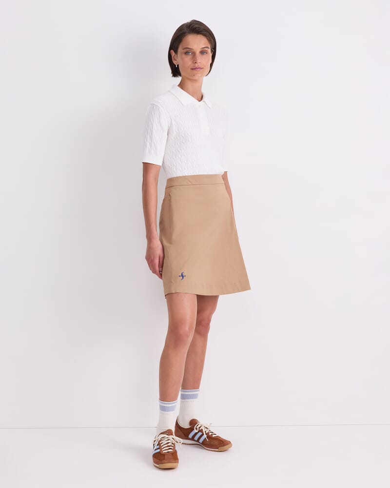 Evie Mini Skirt in PEBBLE