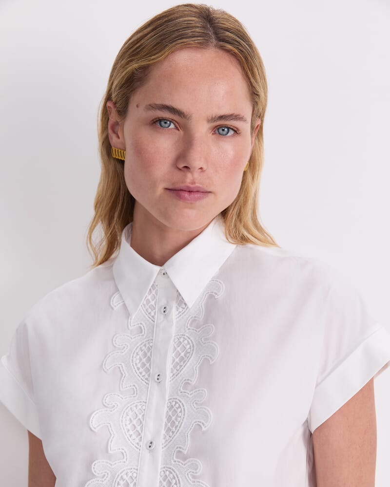 Zelda Lace Trim Shirt in WHITE