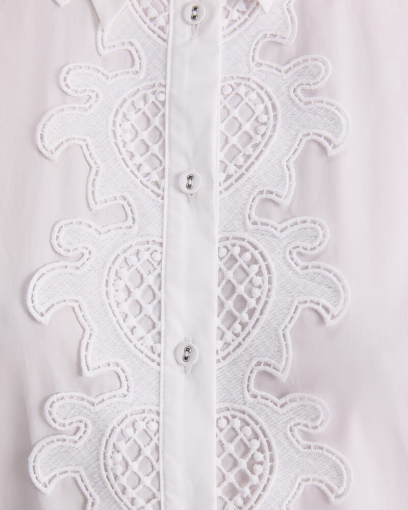 Zelda Lace Trim Shirt in WHITE